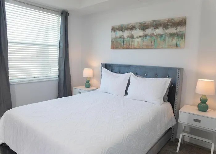 3 Bed Condo Resort 4 Miles - Disney